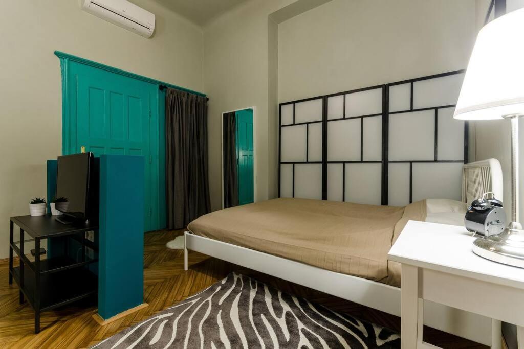 Cosy Apartment In Party District K30 بودابست المظهر الخارجي الصورة